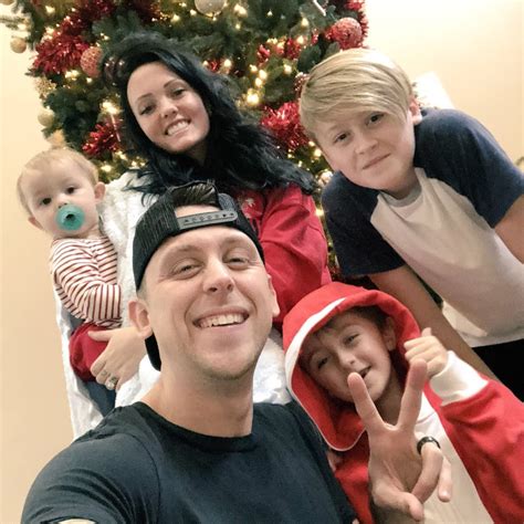 romanatwoodvlogs new today.